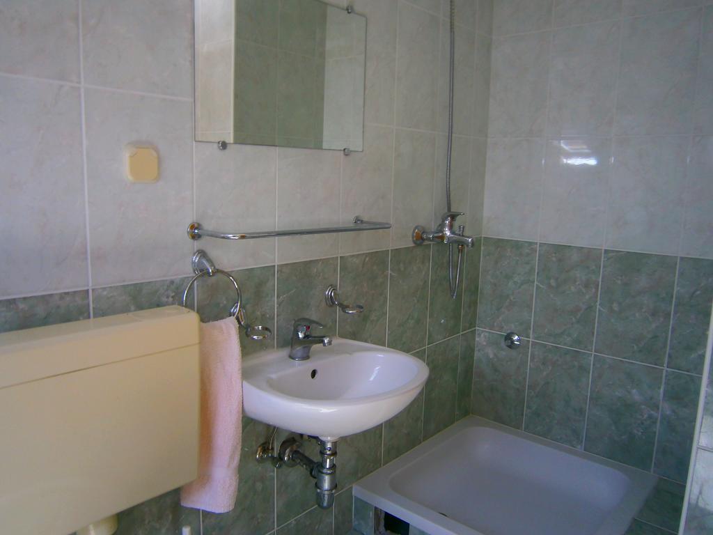 Apartment Ivanka Makarska Buitenkant foto
