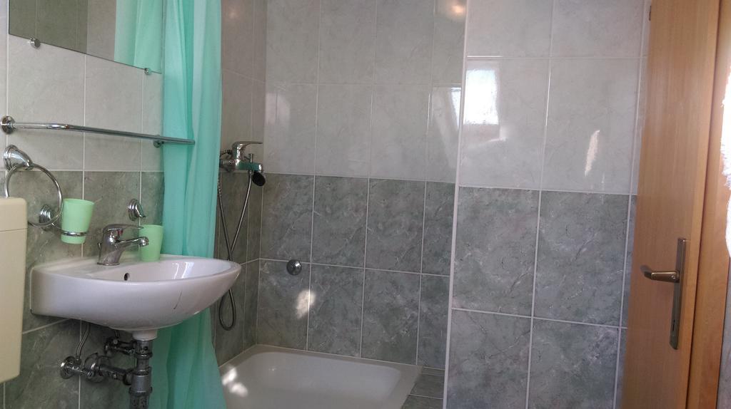 Apartment Ivanka Makarska Buitenkant foto