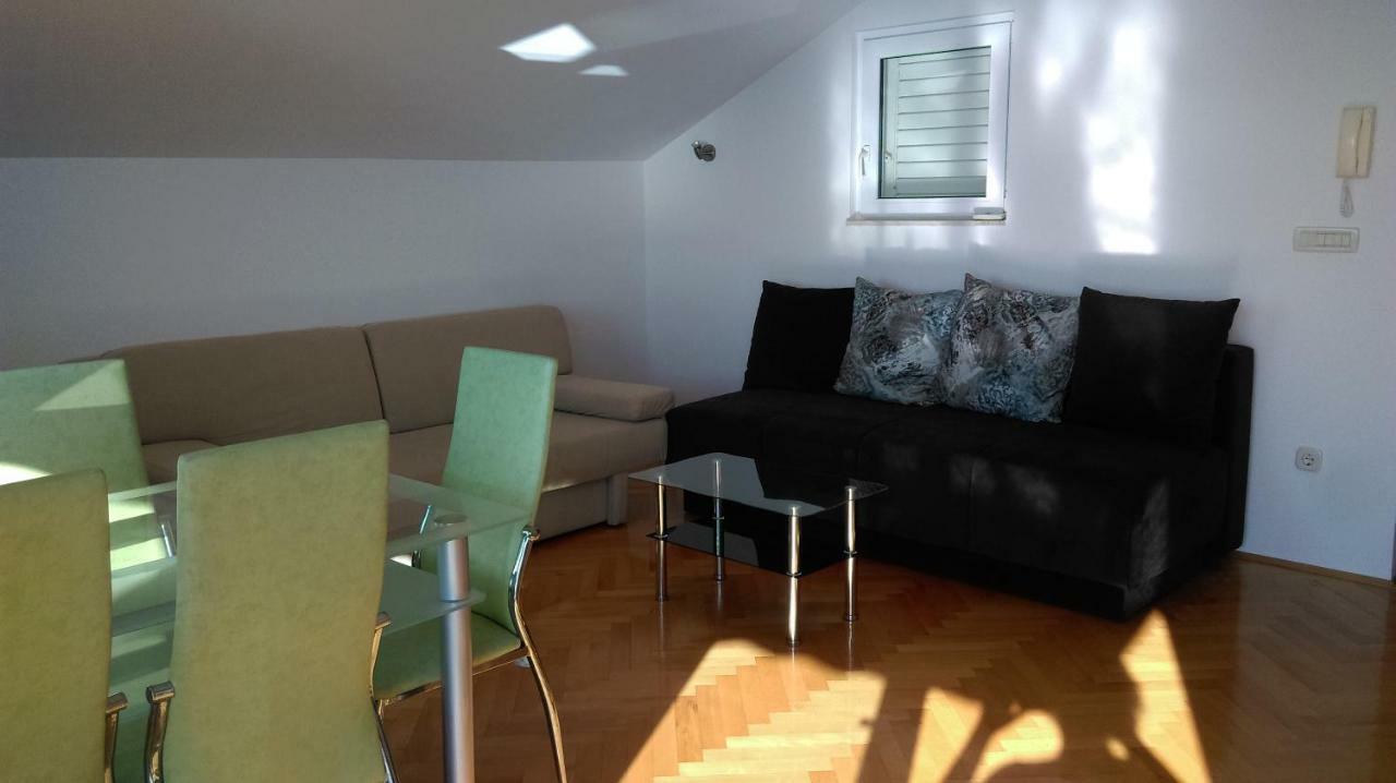 Apartment Ivanka Makarska Buitenkant foto