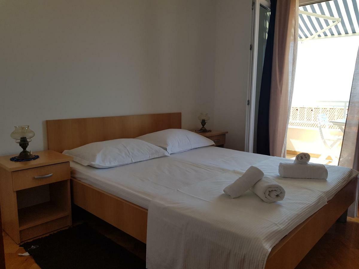 Apartment Ivanka Makarska Buitenkant foto